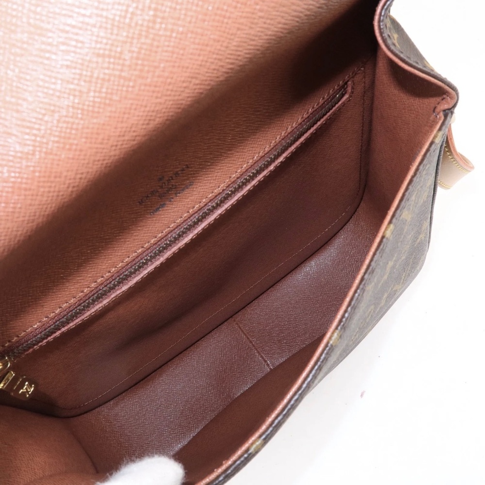 Louis Vuitton Monogram Saint Cloud MM Crossbody - Picture 5 of 15